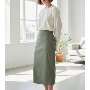 Wild Fable Junior Green Midi Pencil Skirt Elastic Waist Stretchy Ribbed Knit